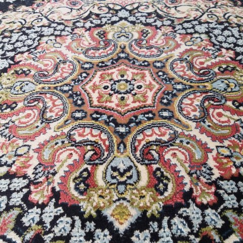 Dywan LUXURY IRANI 3671A CIEMNY GRANAT 200 x 300 cm granatowy Dywan LUXURY IRANI 3671A CIEMNY GRANAT 200 x 300 cm granatowy