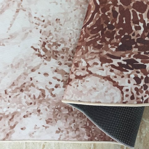 Dywan Horeca-New 111 Brown 160 x 220 cm brązowy Dywan Horeca-New 111 Brown 160 x 220 cm brązowy
