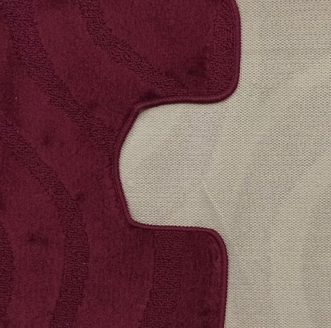 Komplet łazienkowy Montana z wycięciem Symphony Aubergine Komplet (50 cm x 80 cm i 40 cm x 50 cm) Komplet łazienkowy Montana z wycięciem Symphony Aubergine Komplet (50 cm x 80 cm i 40 cm x 50 cm)